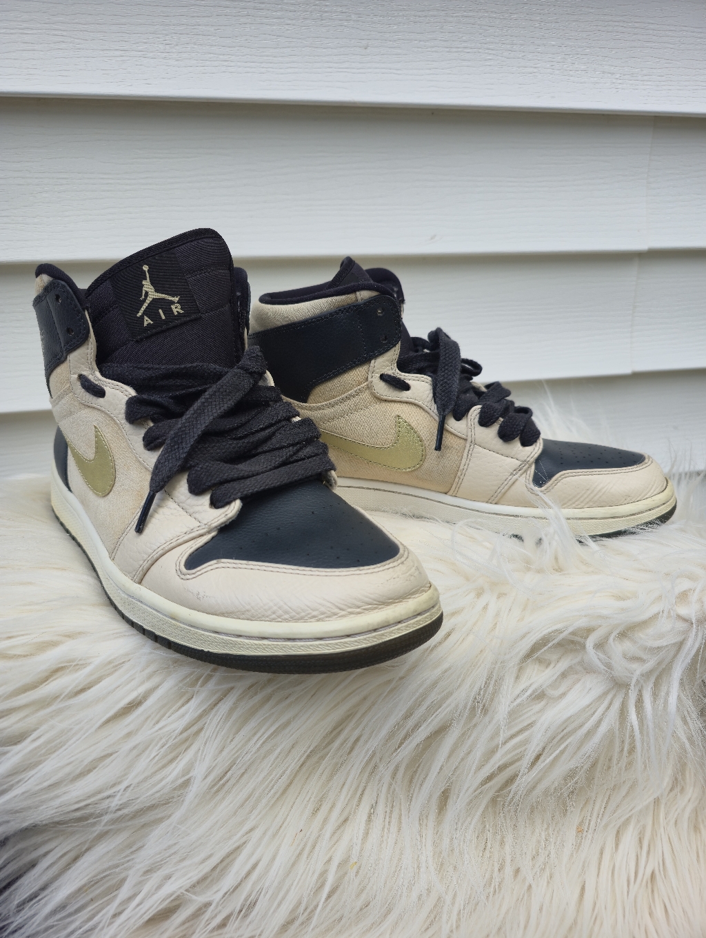 Nike Air Jordan 1 Retro High Top Sneakers In A Beige Men's Size 9.5